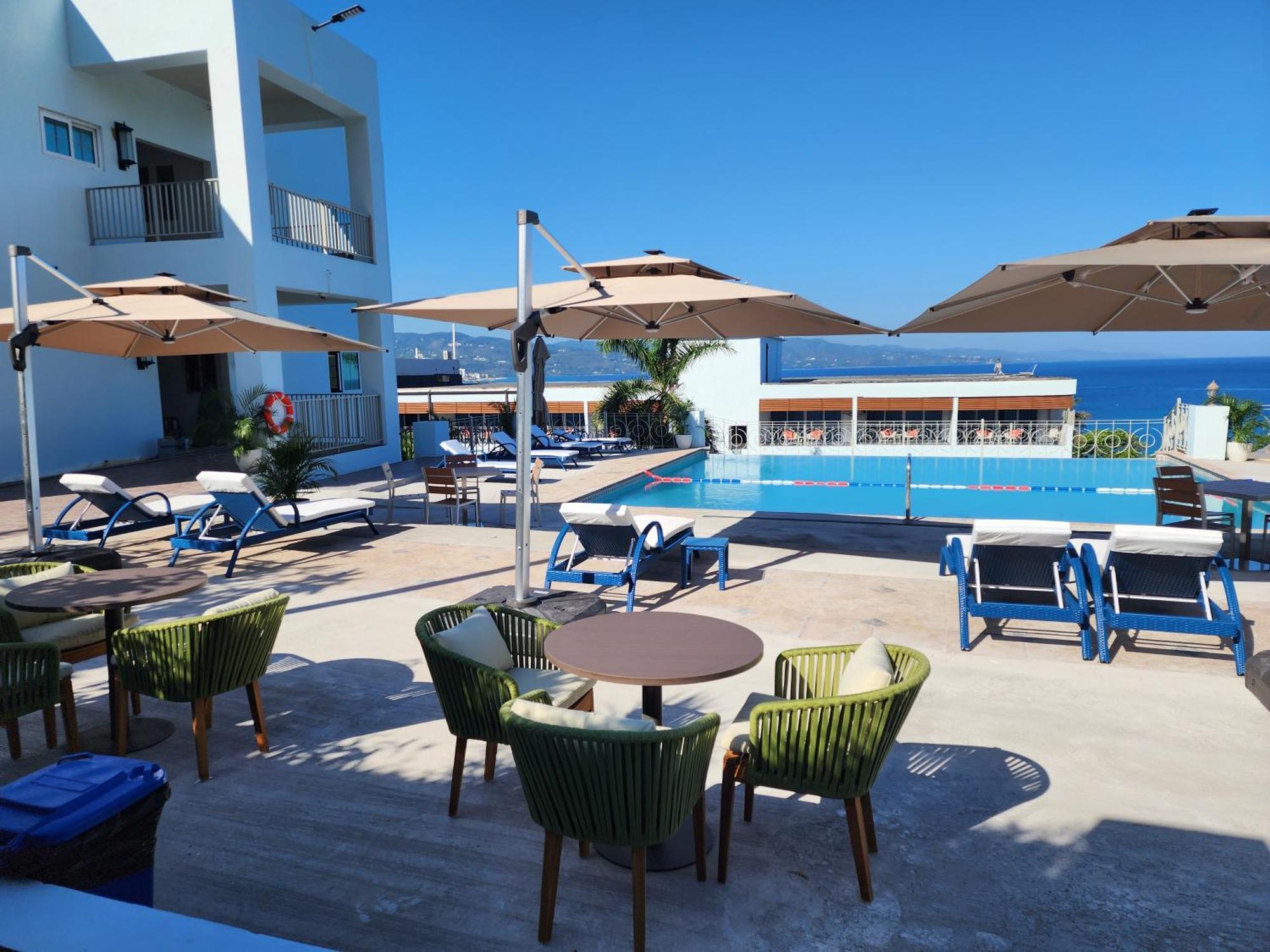 Hotel 39 Jamaica Montego Bay Exteriör bild